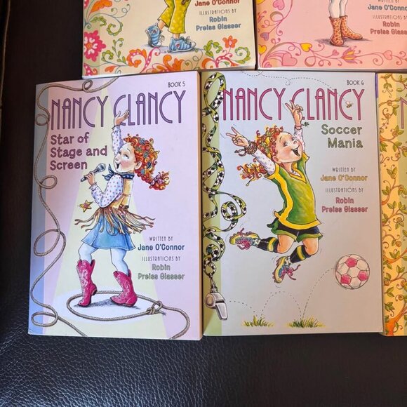 Nancy Clancy Soft Cover Novels 1,2, 4-7 - Picture 4 of 8